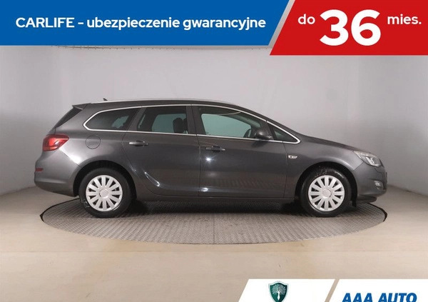 Opel Astra cena 34000 przebieg: 107733, rok produkcji 2011 z Głogów Małopolski małe 232